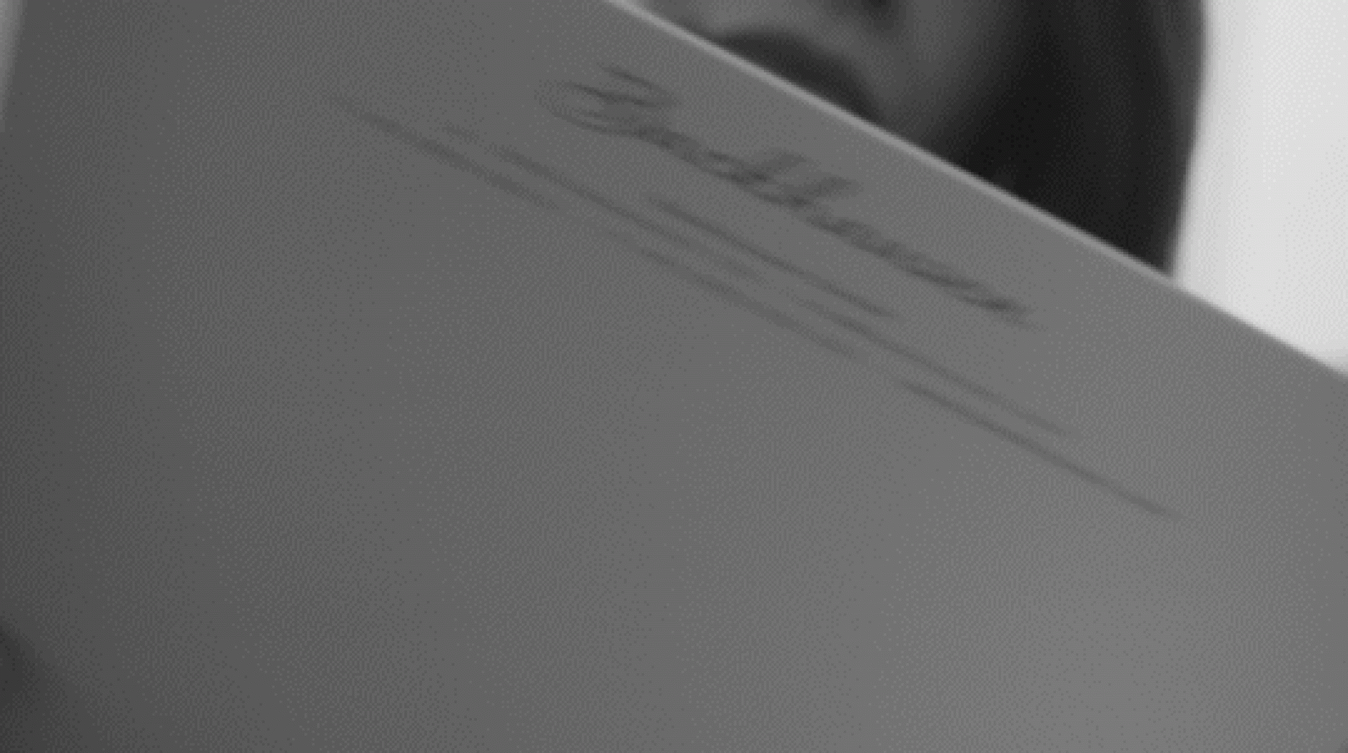 Instagram Videos von SCHLAWEANA für Traudes Kinder Antiquitätenhandel: Kreativer Videodreh für Social Media.